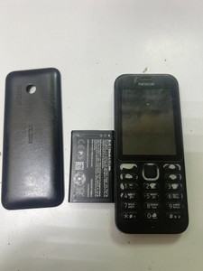 Б/в Мобільний телефон Nokia 215 rm-1110 01-201167038