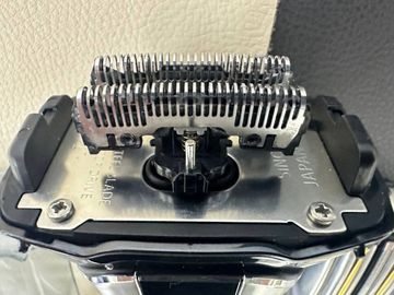 01-200570800: Panasonic es-cv51-s820