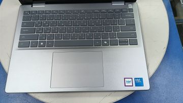 01-200605077: Dell 14/core 7 150u s1 ddr5/16gb ddr5/hdd *відсутній/ssd 1000 gb/*інтегрована