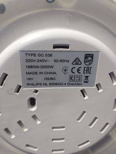 01-200631123: Philips gc 536