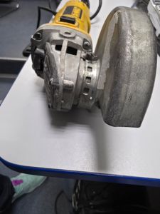 01-200778853: Dewalt dwe4057