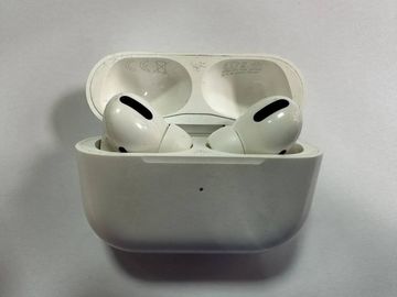 01-200788322: Apple airpods pro