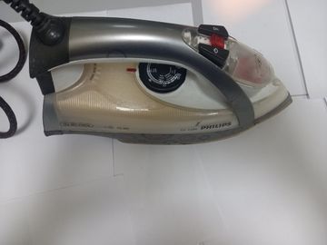 01-200789852: Philips gc3388