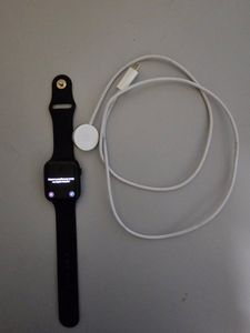 01-200796037: Apple watch series 8 gps 45mm aluminum case