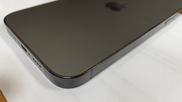 Б/в Мобільний телефон Apple iphone 14 pro max 256gb esim 01-200742413