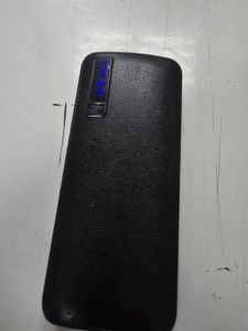 Б/в Зарядний пристрій Без Виробника без модели 01-200808103