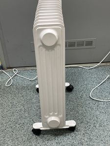 Б/в Обігрівач Zanussi zoh/cs-11w 01-200821523