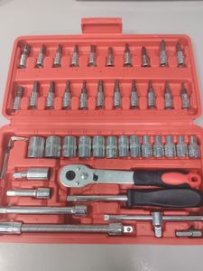 Б/в Набір автоінструментів New Tools 46 шт 16-000270139