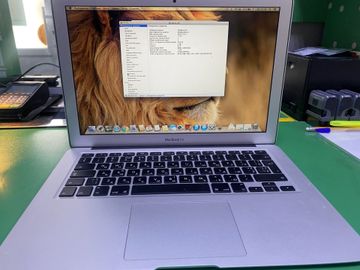 Б/в Ноутбук Apple a1466 01-200851034