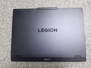 Lenovo 15.6 / ryzen 7 260w / ram32gb / ssd1tb / geforce rtx 5060 8gb
