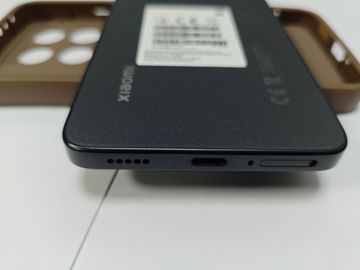 Б/в Мобільний телефон Xiaomi 14t 12/256gb 01-200860805