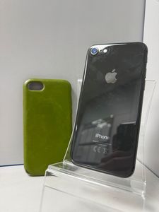 Б/в Мобільний телефон Apple iphone 8 64gb 01-200872826