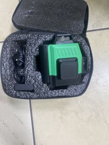 Б/у Лазерный нивелир Hilda 4d 360 16 lines 01-200874883