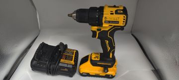 Б/в Шурупокрут Dewalt dcd708 1акб 4ah зп 01-200876402