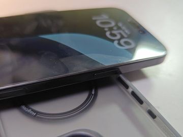 Б/в Мобільний телефон Apple iphone 16 pro max 256gb esim 01-200895790
