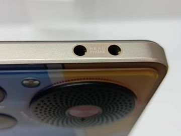 Б/у Мобільний телефон Zte nubia music 4/128gb 01-200892833