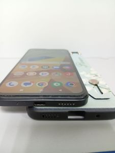 Б/в Мобільний телефон Xiaomi poco m5 4/64gb 01-200901881