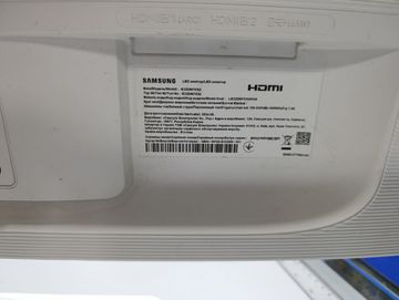 Б/в Монітор Samsung smart m7 m70d uhd ls32dm703ui 01-200905723