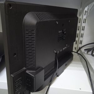 Б/у Телевизор Saturn led19hd200u 01-200905566