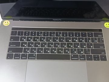 Б/в Ноутбук Apple macbook pro a1707 15.4/ core i7 2,8ghz/ ram16gb/ ssd256gb/ hd630 01-200912909