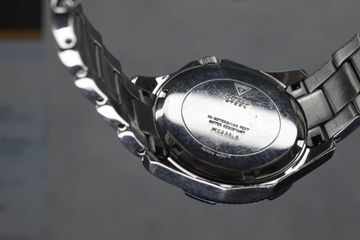 01-19149254: Guess w0235l6