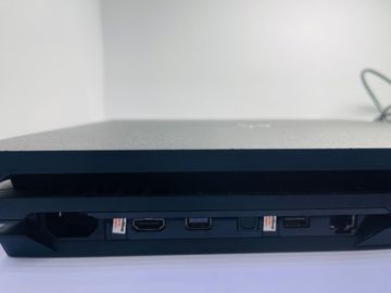 Б/в Ігрова приставка Sony playstation 4 pro 1tb 01-200920410