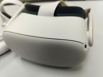 Б/в Окуляри віртуальної реальності Oculus quest 2 64 gb 01-200929985