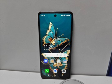 Б/в Мобільний телефон Tecno spark go 2024 4/64gb 01-200930401