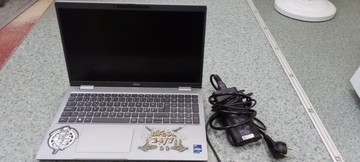 Б/в Ноутбук Dell 15/core i7-1255u ddr5/16gb ddr4/ssd 512 gb/*інтегрована 01-200975373