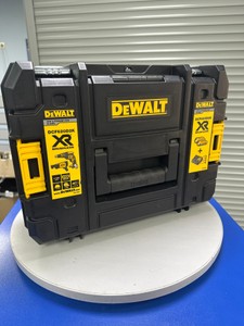 Б/в Шурупокрут Dewalt dcf620d2k 01-200989517