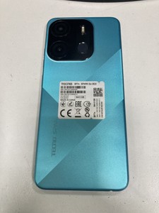 Б/в Мобільний телефон Tecno spark go 2023 bf7n 3/64gb 01-201032089