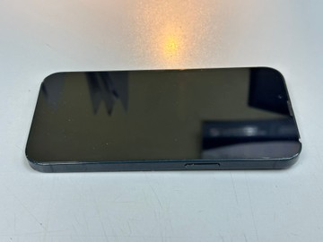 Б/в Мобільний телефон Apple iphone 14 128gb 01-201007570