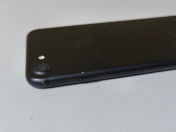 Б/в Мобільний телефон Apple iphone 7 32gb 01-201036025