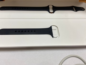 Б/в Смарт-годинник Apple watch series 8 gps 45mm aluminum case 01-201013536