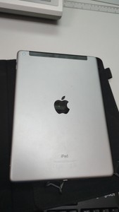 Б/в Планшет Apple ipad 5gen 9.7’ 2017 128gb wi-fi + cellular 01-201091495