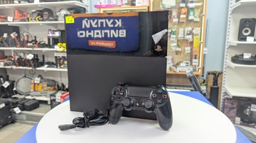 Б/у Игровая приставка Sony playstation 4 500gb 01-201101348