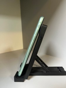 Б/в Мобільний телефон Apple iphone 11 64gb 01-201110351