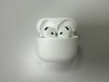 Б/в Навушники Apple airpods 4 01-201116636
