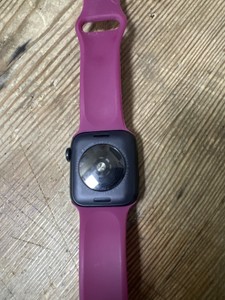 Б/в Смарт-годинник Apple watch se 2 gps 40mm aluminium case 01-201137279
