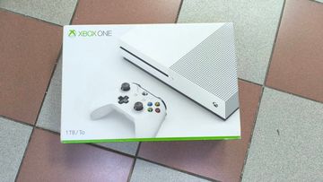 01-200528695: Microsoft xbox one s 500gb