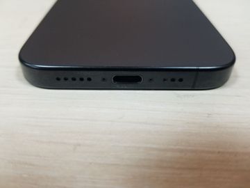 01-200635636: Apple iphone 15 pro 256gb