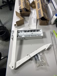 01-200794468: Geze ts2000 v