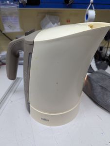 Б/в Електрочайник Braun wk 300 01-200802730