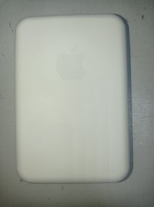 Б/в Повербанк Battery Pack magsafe 5000mah 01-200808534