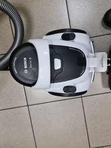 Б/у Пылесос Bosch serie 2 bgs05a225 01-200809785