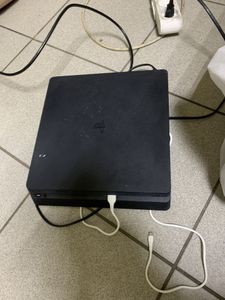 Б/в Ігрова приставка Sony playstation 4 slim 500gb 01-200815058