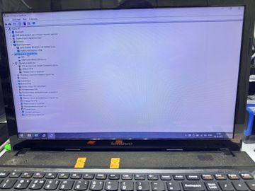 Lenovo 15/core i3 2348m ddr3/6gb ddr3/hdd *відсутній/ssd 240 gb/radeon r5 m230