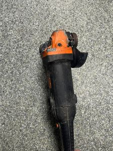 Б/у Угловая шлифмашина Dnipro-M мшк-1150 01-200841030