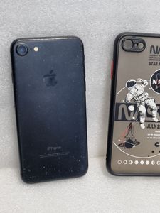 Б/в Мобільний телефон Apple iphone 7 32gb 01-200855531