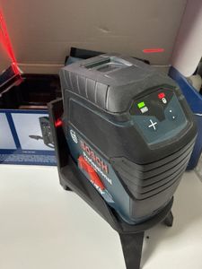 Б/в Лазерний нівелір Bosch gcl 2-15 + rm1 01-200864288
